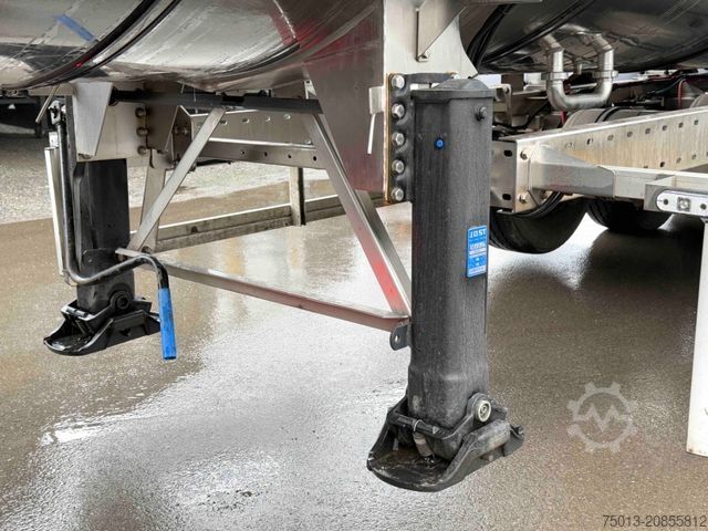 Tankauflieger KÄSSBOHRER ADR L4BH 1-Kammer 34 cbm, MIETEN?