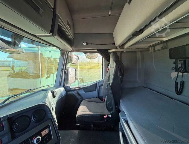 Standard SZM RENAULT T460 EURO 6 ONLY 318.000 KM 2X TANKS TOP CONDITI