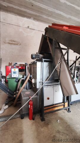 Shredder including briquetting press and conveyor belt Weima WL 15 / TH 1500 M