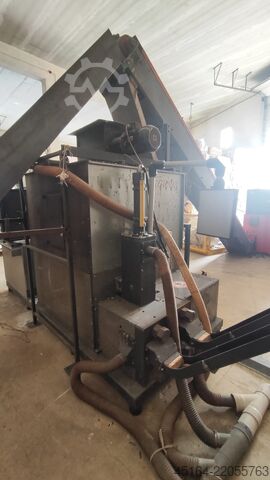 Shredder including briquetting press and conveyor belt Weima WL 15 / TH 1500 M