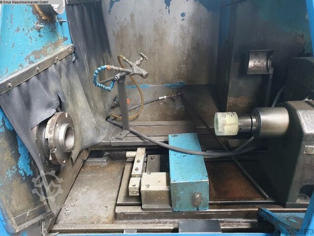Internal Grinding Machine VOUMARD 6A - 600
