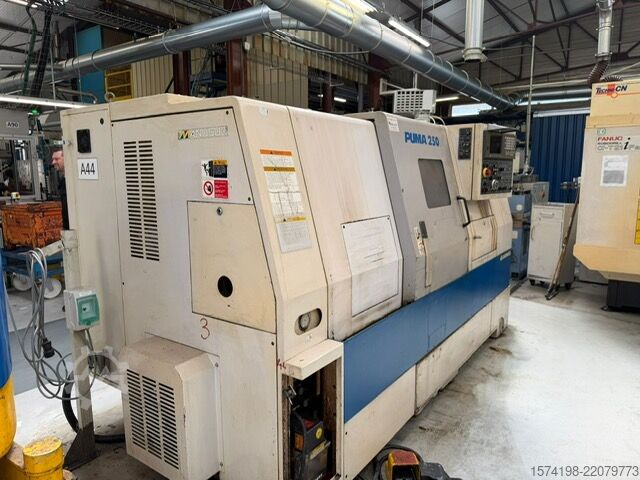 CNC lathe DAEWOO PUMA 250B