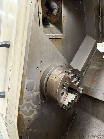 CNC lathe DAEWOO PUMA 250B