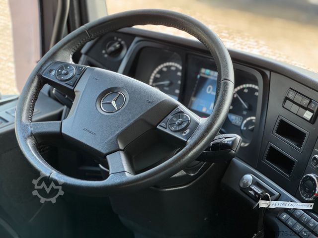 Heavy-duty truck MERCEDES-BENZ 3358 Arcos LS  6x4  HeavyDuty    120ton 63 55 53