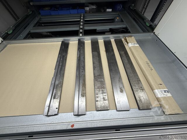 Paternoster with contents SSI Schäfer SHUTTLE-250-1850 x 863-NT