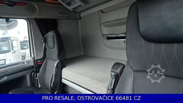 Volume tractor unit DAF XF 480 FT MEGA LD SSC EURO 6 + PARKCLIMA