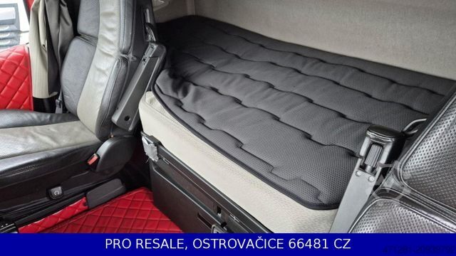 Jumbo truck VOLVO FH 500 GLOBE XL E6 IPARKCOOL + WECON PC-CP-T0111