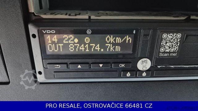 Standard tractor unit MERCEDES-BENZ ACTROS 1845 LS GIGA EURO 6 + XENON + ALCOA