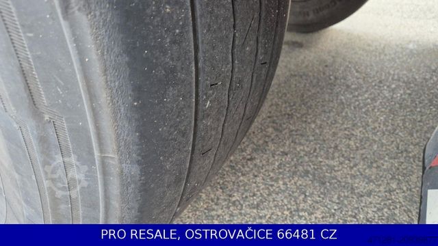 Open semitrailer with tarp SCHWARZMÜLLER SPA 3/E STD + LIFTACHSE