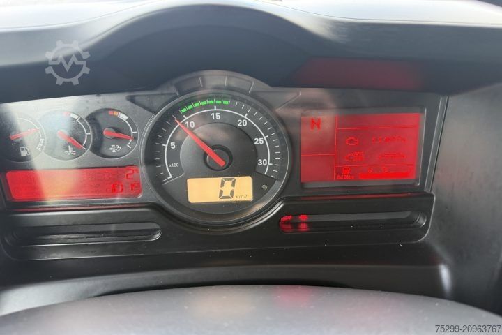 Flatbed truck with tarp Renault D Wide 18.320 4x2 Plane/HB  / Swiss-Vehicle