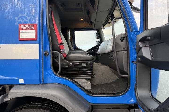 Flatbed truck with tarp Renault D Wide 18.320 4x2 Plane/HB  / Swiss-Vehicle