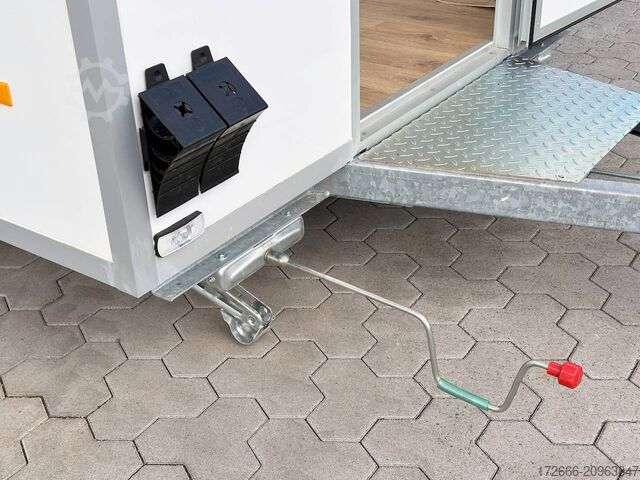 Verkaufsanhänger Blyss H15252HN | WEISS 250X203X230CM 1500KG VERKAUFSANHÄNGER | 2X VERKAUFSKLAPPE