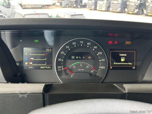 Standard tractor Volvo FH 460 Globetrotter XL / 890 dkm / VEB+ / Stand...