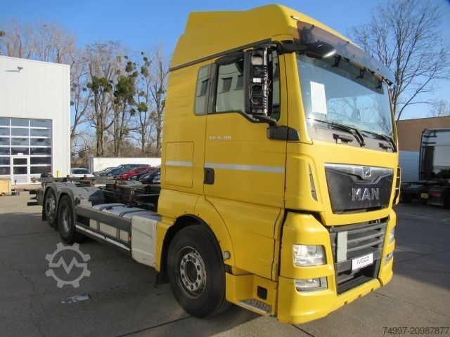 Swap body truck MAN TGX 26.420 / 6 x 2 / XLX