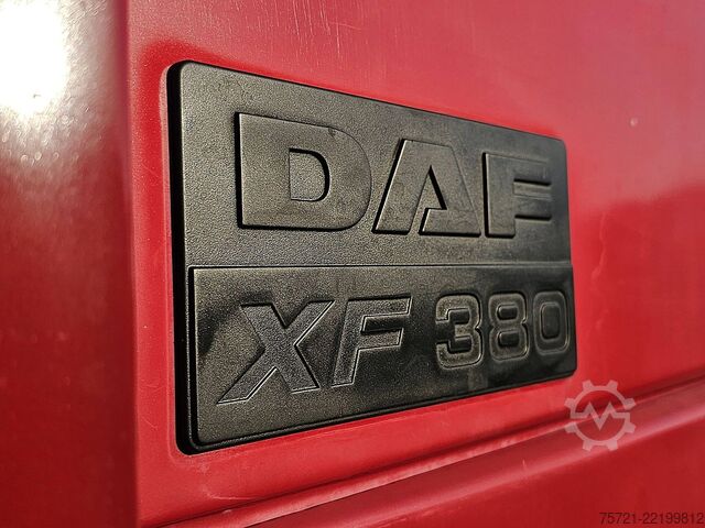 Standard-SZM DAF XF 95.380 SPACECAB EURO 2