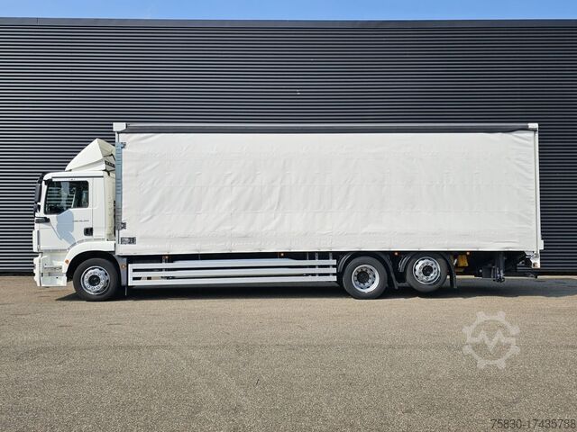 Sliding tarpaulin MAN TGM 26.320 / 6x2-4 / LBW / 6000kg TAIL LIFT