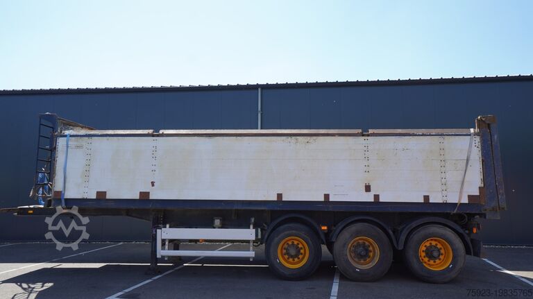 Kipper Renders 3 AXLE TIPPER TRAILER