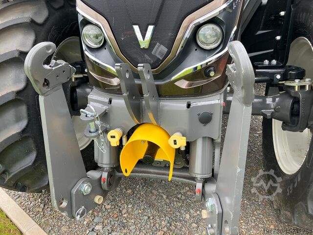 Tractors (haulers) Valtra A115 MH4 2B0