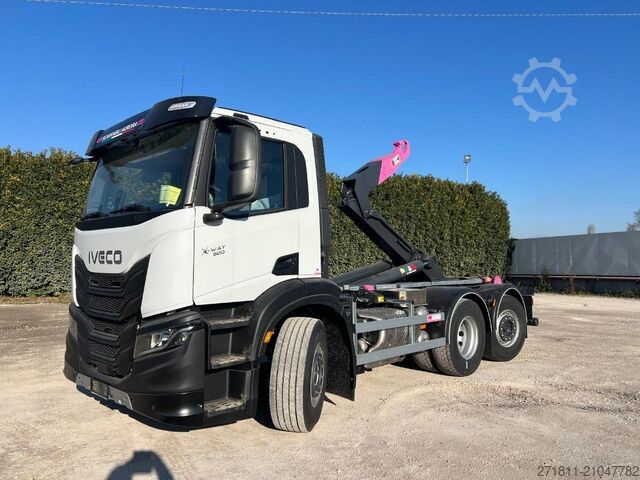 Roll-off tipper truck IVECO IVECO X-WAY AD280X500 NUOVO SCARRABILE