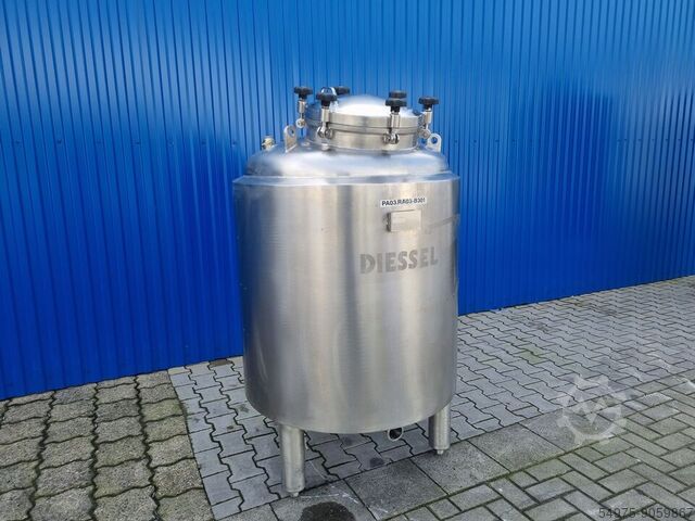 Stainless steel pressure vessel with insulation 10734