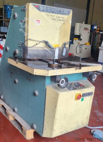 Hydraulic notcher with variable angles Promecam / FIM VERSA 204