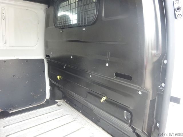 Panel van TOYOTA Proace 95PS Comoact Comfort Klima