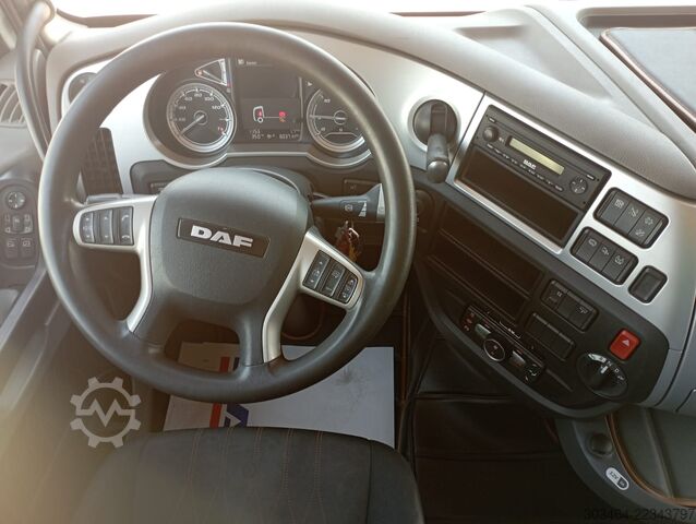 Standard tractor unit DAF XF 530 con ADR+PRESA DI FORZA+ GARANZIA
