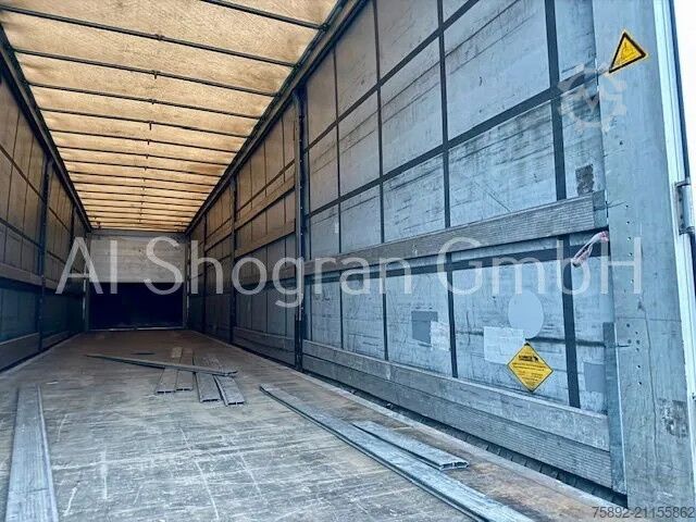 Plane Schmitz Cargobull SCS 24 / EDSCHA / Liftachse