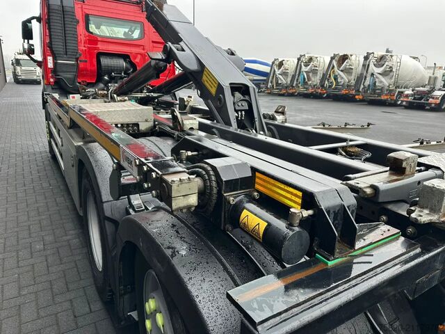 Hakenarmsystem Volvo FM 430 6X2 +  SCHADE/DAMAGE/UNFALL/HAAKARMSYSTE...