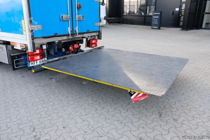 Koffer Volvo FH 13.420 Globetrotter XL 4x2 - Box - Loadlift ...