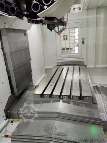 Bearbeitungszentrum Vertical machining center VMC 650