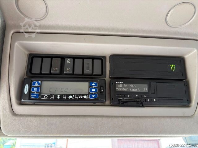 Refrigerated truck VOLVO FL250 mit Carrier Supra 1150 Mt°