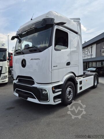 Standard-Traktor Mercedes-Benz Actros 1845 LS