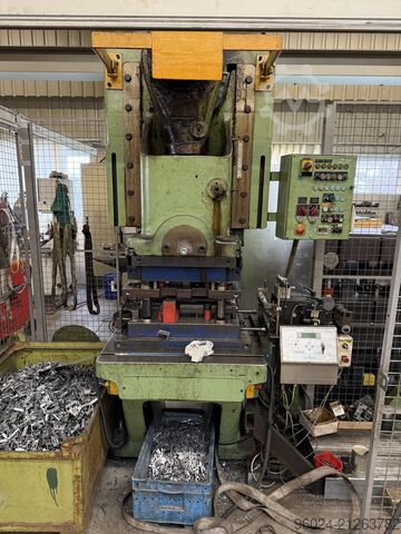 Exzenterpresse Weingarten XTRI