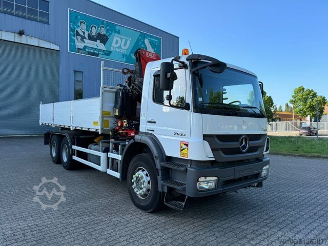 Kipper LKW MERCEDES-BENZ Axor 2633 Kipper mit Kran Fassi F135