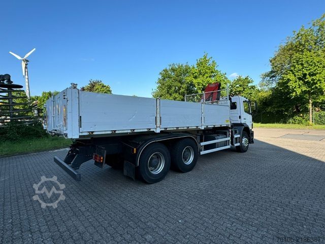 Kipper LKW MERCEDES-BENZ Axor 2633 Kipper mit Kran Fassi F135