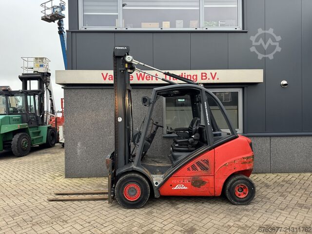 Linde H30D-01 Duplo 445 Seitenschub / Zinkenversteller VW Diesel 2012 LINDE H30D-01 Duplo 445 Sideshift / Vorkversteller VW Diesel 2012