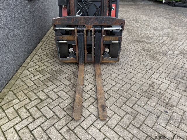 Linde H30D-01 Duplo 445 Seitenschub / Zinkenversteller VW Diesel 2012 LINDE H30D-01 Duplo 445 Sideshift / Vorkversteller VW Diesel 2012