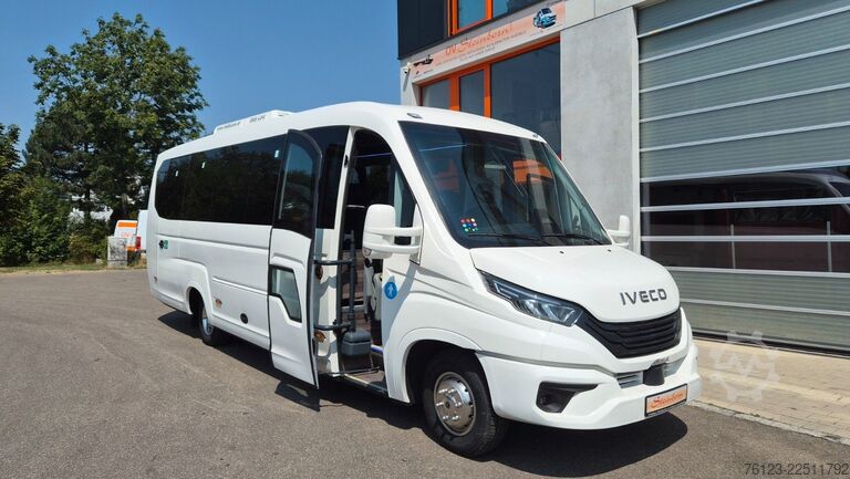 Minibus IVECO 2x Daily 70 Lagerfahrzrug Ferqui Sunrise 2,5 m B