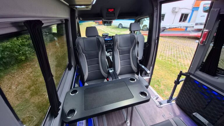 Minibus MERCEDES-BENZ 319 StockSprinter VIP Shuttle 9 SS  Panoramadach