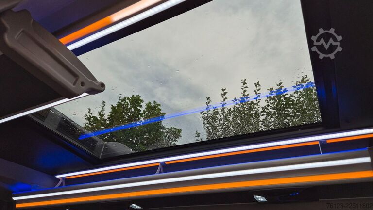 Minibus MERCEDES-BENZ 319 StockSprinter VIP Shuttle 9 SS  Panoramadach