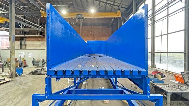 Aufgabebunker mit hydraulischem Schubboden und Sackaufreißer HP5-3035 BRT HARTNER GmbH HP5-3035