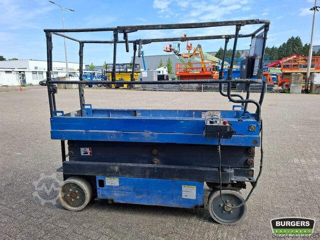 Scissor lift Aichi SV06CNL