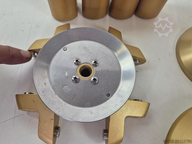 Sigma 2-15 Centrifuge + Accessories Sigma 2-15 Centrifuge 2-15