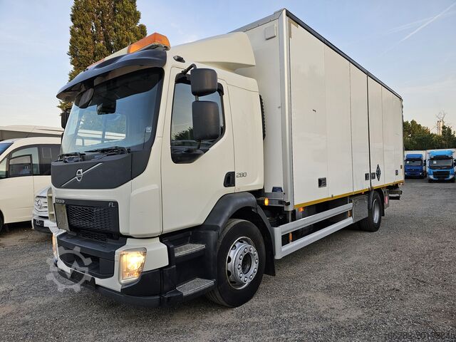 LKW mit Kofferaufbau Volvo FL280 18 Tons Full side Opening Hebebühn