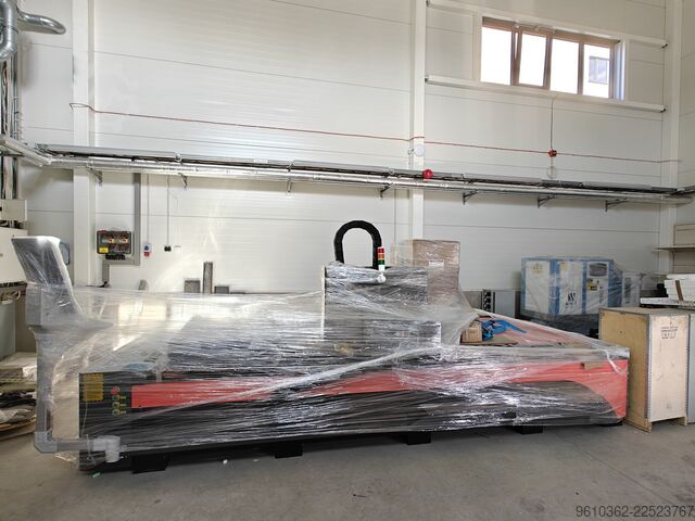 Laser cutting machine JINAN SENKE CNC MACHINE SKL-1530F