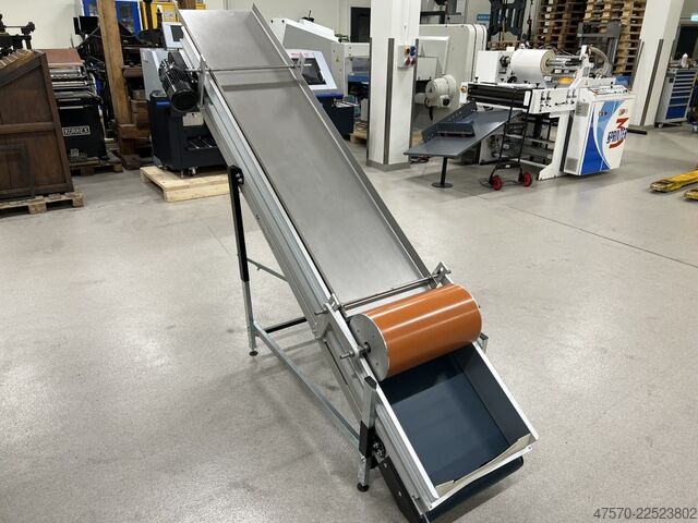 Conveyor belt Conveyor belt for scraps from guillotine M-Fordersysteme