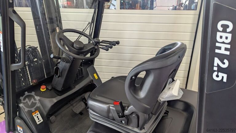 Elektro 4 Rad-Stapler AntOn CBH 2.5