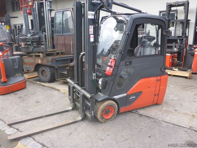 Elektro 3 Rad-Stapler Linde E16L -02