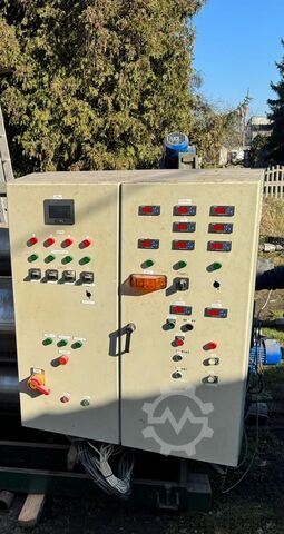 Four-roll calender in Z configuration  